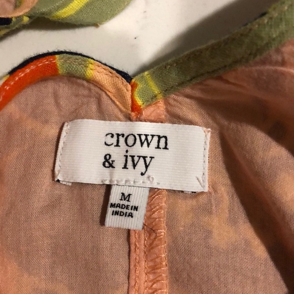 crown & ivy floral top - Picture 7 of 8